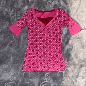 Pink and Red floral short sleeve top. Size Junior S.
